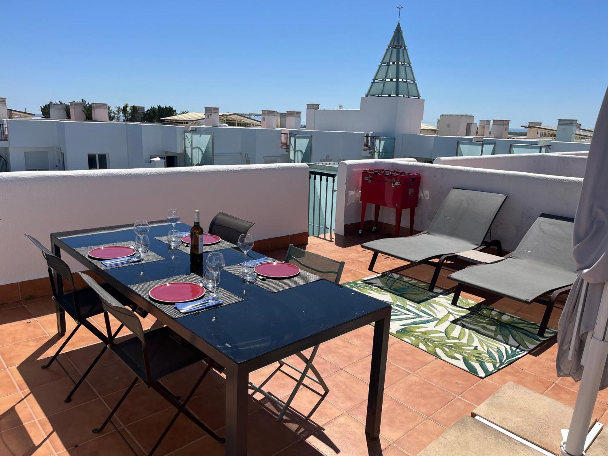 Appartement Avec Terrasse Sur Le Toit Vue Mer Roses Buitenkant foto